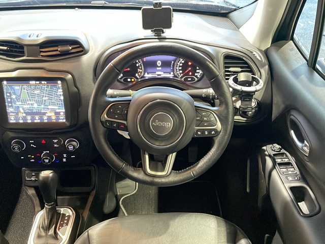 クライスラー・ジープ ジープ レネゲード リミテッド 佐賀県 2022(令4)年 2.2万km 黒 純正ナビ/フルセグTV/Bluetooth接続/バックモニター/レザーシート/シートヒーター/ステアリングヒーター/衝突被害軽減ブレーキ/アダプティブクルーズコントロール/ブラインドスポットモニター/レーンキープアシスト/パークセンス/アイドリングストップ/スマートキー×2/プッシュスタート/前後ドライブレコーダー