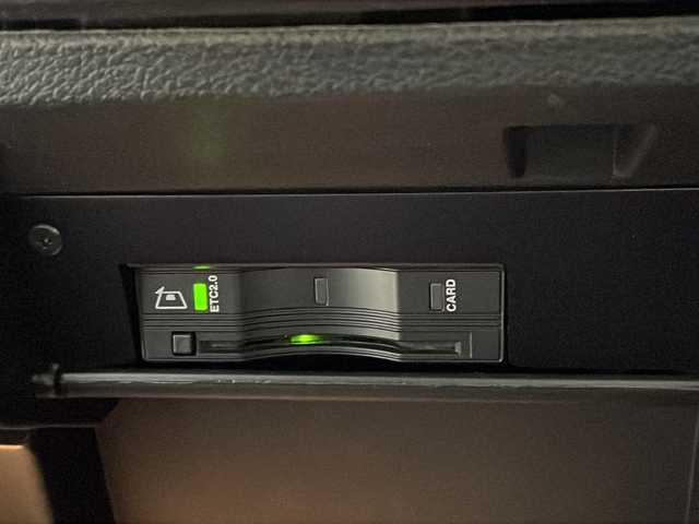 クライスラー・ジープ ジープ レネゲード リミテッド 佐賀県 2022(令4)年 2.2万km 黒 純正ナビ/フルセグTV/Bluetooth接続/バックモニター/レザーシート/シートヒーター/ステアリングヒーター/衝突被害軽減ブレーキ/アダプティブクルーズコントロール/ブラインドスポットモニター/レーンキープアシスト/パークセンス/アイドリングストップ/スマートキー×2/プッシュスタート/前後ドライブレコーダー