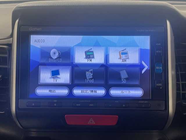 ホンダ Ｎ ＢＯＸ カスタム G Lパッケージ 静岡県 2016(平28)年 9.3万km プレミアムホワイトパールⅡ 純正ナビ（VXM－１６４VFi）/CD/DVD/AM/FM・Bluetooth/両側パワースライドドア/フルセグテレビ/あんしんパッケージ/・シティブレーキアクティブシステム（低速域衝突軽減ブレーキ＋　　　　　　誤発進抑制機能）/・前席用i-サイドエアバッグシステム〈容量変化タイプ〉＋サイドカーテンエアバッグシステム（前席/後席対応）/・スマートキー/・バイザー/・フロアマット