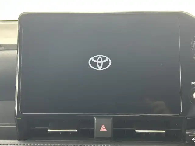 トヨタ ヴォクシー S－Z 埼玉県 2024(令6)年 1.1万km ホワイトパールクリスタルシャイン 三眼ＬＥＤヘッドライト　純正１０．５型ナビ　ＣＤ／ＤＶＤ　フルセグＴＶ　Ｂｌｕｅｔｏｏｔｈ　純正１３．２型後席モニター　両側パワースライドドア　シートヒーター　アダクティブハイビームシステム　ＥＴＣ