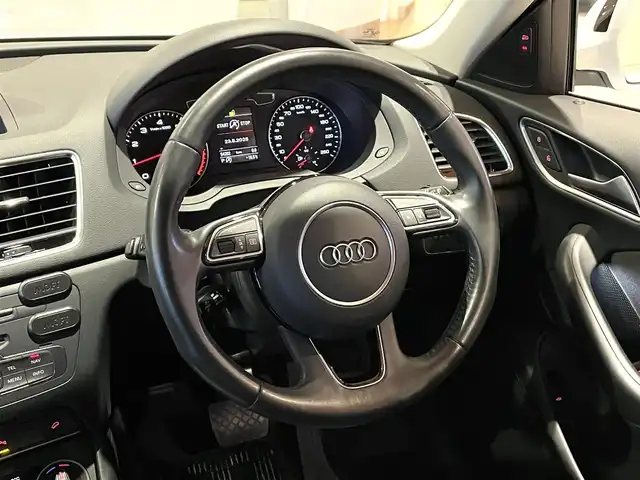 アウディ Ｑ３ 2．0 TFSI クワトロ 180PS 道央・札幌 2019(平31)年 5.5万km グレイシアホワイトメタリック グレイシアホワイトメタリック/MMIナビゲーション/LEDヘッドライト/アシスタンスパッケージ/　・クルーズコントロール/　・レーンアシスト/　・ハイビームアシスト/　・サイドアシスト/オートマチックテールゲート/電動フロントシート/シートヒーター/フルセグテレビ/DVD/SD/BT/バックカメラ/パーキングエイド
