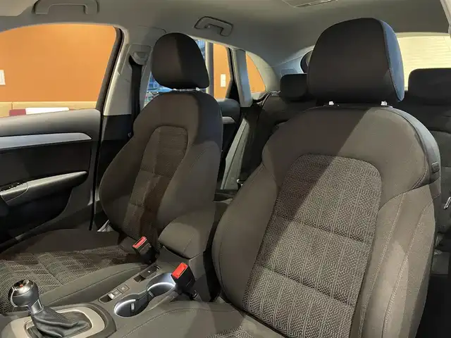 アウディ Ｑ３ 2．0 TFSI クワトロ 180PS 道央・札幌 2019(平31)年 5.5万km グレイシアホワイトメタリック グレイシアホワイトメタリック/MMIナビゲーション/LEDヘッドライト/アシスタンスパッケージ/　・クルーズコントロール/　・レーンアシスト/　・ハイビームアシスト/　・サイドアシスト/オートマチックテールゲート/電動フロントシート/シートヒーター/フルセグテレビ/DVD/SD/BT/バックカメラ/パーキングエイド