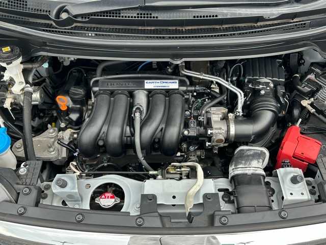 ホンダ フリード G ホンダセンシング 千葉県 2021(令3)年 1.4万km プラチナホワイトパール 純正メモリナビ/フルセグテレビ/バックカメラ/純正前後ドライブレコーダー/ETC/Bluetooth接続/CD/DVD/SD再生/両側パワースライドドア/アダプティブクルーズコントロール/運転席・助手席シートヒーター/アイドリングストップ/ホンダセンシング/路外逸脱抑制システム/レーンキープアシスト/標識認識機能/衝突被害軽減システム/フロントガラス熱線スイッチ/電動格納ウィンカーミラー/オートライト/LEDヘッドライト/純正フロアマット/純正15インチアルミホイール/取扱説明書/保証書