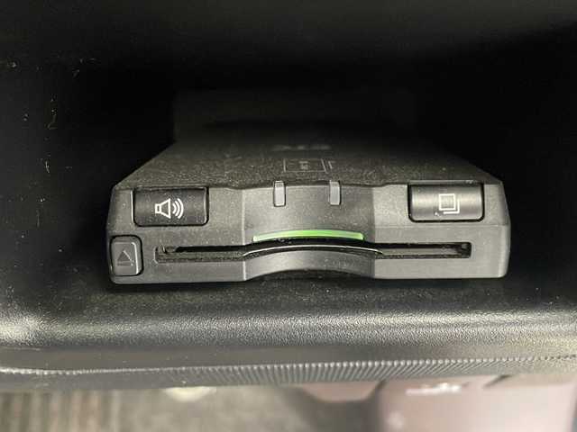 トヨタ スペイド Y 栃木県 2012(平24)年 9.5万km ブラックマイカ 純正ナビ/　　CD/DVD/Bluetooth/AM/FM/フルセグTV/ETC/片側パワースライドア/純正フロアマット/純正ドアバイザー/オートライト/ドアミラーウィンカー/プッシュスタート/スマートキー/スペア１本