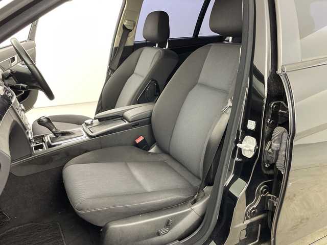 メルセデス・ベンツ Ｃ２００ ブルーエフィシェンシーW AVG 愛知県 2012(平24)年 10.4万km 黒 純正メモリーナビ　/バックカメラ　/ＥＴＣ　/ｂｌｕｅｔｏｏｔｈ　/オートライト　/クルーズコントロール