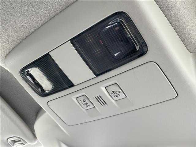 スバル インプレッサ ＸＶ 2．0i－L アイサイト 道央・札幌 2013(平25)年 8.7万km サテンホワイトパール (株)IDOMが運営する【じしゃロン札幌店】の自社ローン専用車両になりますこちらは現金またはオートローンご利用価格です。自社ローンご希望の方は別途その旨お申し付けください。/社外ナビ(フルセグTV、BT、SD、DVD、CD、FM、AM)/純正フロアマット/パワーシートD席/横滑り防止/アイドリングストップ/パドルシフト/積込純正タイヤ(サマー)/レーンアシスト/衝突被害軽減システム/ドアバイザー/オートライト/バックカメラ/プッシュスタート/ETC