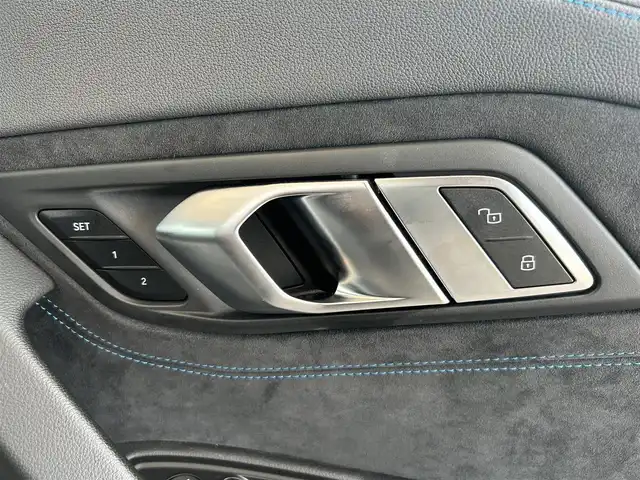 ＢＭＷ Ｚ４ sDrive20i Mスポーツ 茨城県 2019(令1)年 3.2万km サファイアブラックP フロントリップスポイラー(3D)/社外19インチAW(カールソン)/パドルシフト/Fドラレコ/ワイヤレスチャージング/アンビエントライト/ライブコックピット/イノベーションパッケージ/-アダプティブLEDヘッドライト/-ハイビームアシスト/-HUD/ドライビングアシスト/ACC/電動シート（M付）