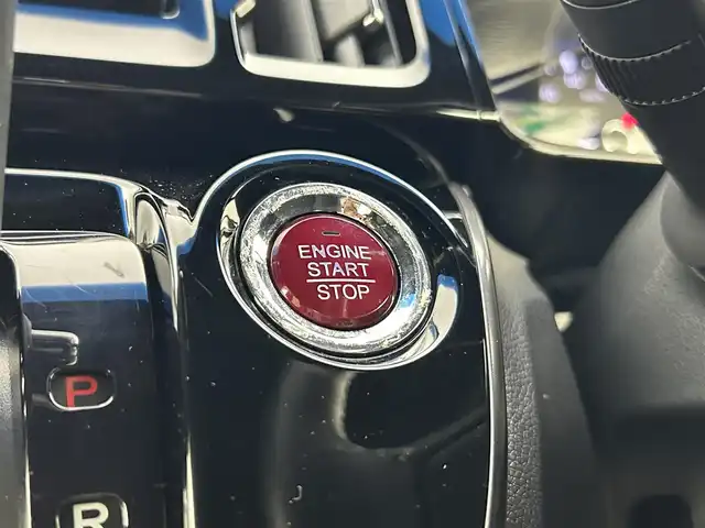 ホンダ Ｎ ＷＧＮ カスタム G Lパッケージ 千葉県 2016(平28)年 7.6万km プレミアムベルベットパープル・パール 禁煙車/クルーズコントロール/純正メモリナビ/・型番：VXM-174VFXi/・CD/DVD/USB/Bluetooth/フルセグTV/・バックカメラ/・ビルトインETC/革巻きステアリング/・ステアリングスイッチ/純正フロアマット/純正ドアバイザー/純正14インチAW/電動格納ウインカーミラー/オートライト/・HIDヘッドライト/・LEDフォグランプ/プッシュスタート/・スマートキー