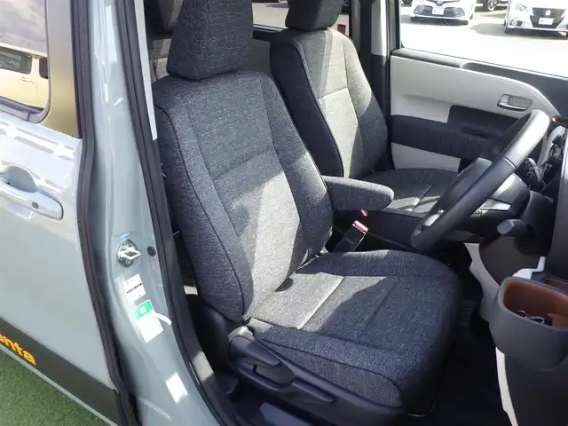 トヨタ シエンタ ハイブリッド Z 千葉県 2023(令5)年 2.2万km アーバンカーキ Toyota Safety Sense/・プリクラッシュセーフティ/・レーンディパーチャーアラート/・オートハイビーム/・レーダークルーズコントロール/両側パワースライドドア/10.5インチ純正コネクティッドナビ/地デジTV/【Bluetooth接続】/【Apple CarPlay　Android Auto対応】/パノラミックビューモニター/ドライブレコーダー/天井サーキュレーター/革巻きステアリング/ステアリングスイッチ/ETC（2.0）/LEDヘッドライト/フォグライト/ウインカーミラー/クリアランスソナー/純正15インチアルミホイル/サイド/カーテンエアバッグ/スマートキー