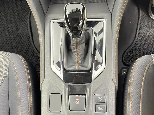 スバル インプレッサ ＸＶ 2．0i－L アイサイト 千葉県 2019(令1)年 4.1万km クールグレーカーキ アイサイト/X-MODE/社外7型ナビ/（AM＆FM＆Bluetooth＆CD)/バックカメラ/レーダークルーズコントロール/SRH/ブラインドスポットモニター/パドルシフト/LEDヘッドライト/フォグランプ/電動格納サイドミラー/電動パーキングブレーキ（オートホールド）/アイドリングストップ/ウィンカーミラー/プッシュスタート/ETC/ステアリングスイッチ/フロアマット/ISOFIX/USBポート