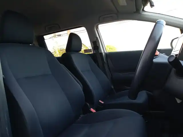 トヨタ シエンタ G 福井県 2016(平28)年 5.8万km ホワイトパールクリスタルシャイン 純正SDナビ（NSZT-W64）/・（フルセグTV/CD/DVD/Bluetooth）/バックカメラ/両側パワースライドドア/ETC/ドライブレコーダー/ライトレベライザー/電動格納ウィンカーミラー/ステアリングリモコン/スマートキー/スペアキー