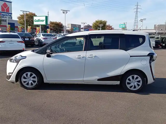 トヨタ シエンタ G 福井県 2016(平28)年 5.8万km ホワイトパールクリスタルシャイン 純正SDナビ（NSZT-W64）/・（フルセグTV/CD/DVD/Bluetooth）/バックカメラ/両側パワースライドドア/ETC/ドライブレコーダー/ライトレベライザー/電動格納ウィンカーミラー/ステアリングリモコン/スマートキー/スペアキー