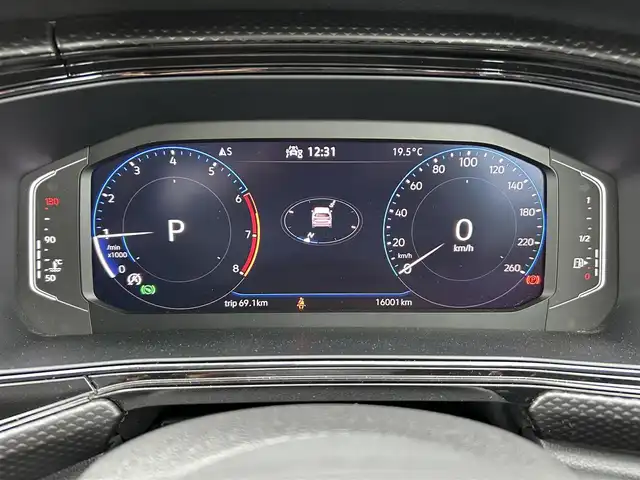 フォルクスワーゲン ＶＷ Ｔ－クロス TSI アクティブ 宮崎県 2021(令3)年 1.6万km ピュアホワイト 純正メモリーナビ/・Bluetooth/・AM/FM/・CarPlay/・USB/バックカメラ/・ブラインドスポットモニター/・前後コーナーセンサー/アダプティブクルーズコントロール/・レーンキープ/LEDヘッドライト/・オートライト/純正16インチアルミホイール/純正フロアマット/スマートキー/プッシュスタート/ETC