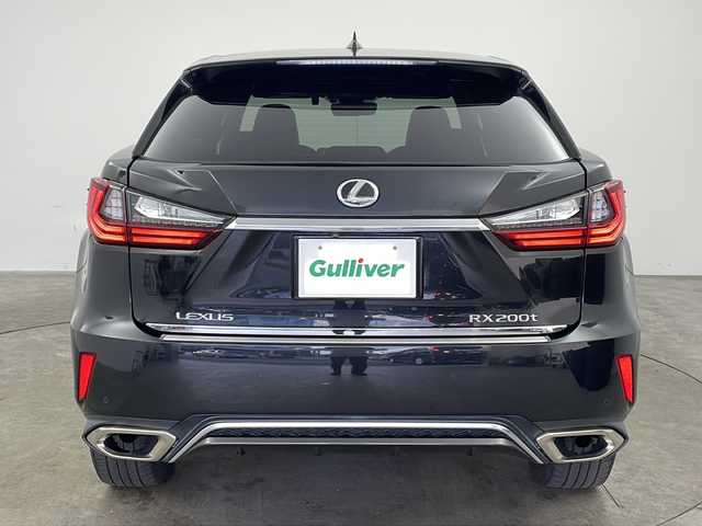 レクサス ＲＸ 200t Fスポーツ 兵庫県 2016(平28)年 6.1万km グラファイトブラックガラスフレーク ・12.3インチナビ/CD/DVD/USB/SD/TV/Bluetooth/・パノラミックビューモニター/・ビルトインETC2.0/・ドライブレコーダー/・Lexus　Safety　System/・プリクラッシュセーフティ/・レーンディパーチャーアラート/・レーンキーピングアシスト/・レーダークルーズコントロール/・オートマチックハイビーム/・ブラインドスポットモニター/・クリアランスソナー/・パワーバックドア/・レザーシート/・全席パワーシート/・全席シートヒーター/・前席ベンチレーション/・AC100V電源/・パドルシフト/・三眼LEDヘッドライト/・オートライト/・スマートキー/・プッシュスタート/・パドルシフト/・純正20インチアルミホイール