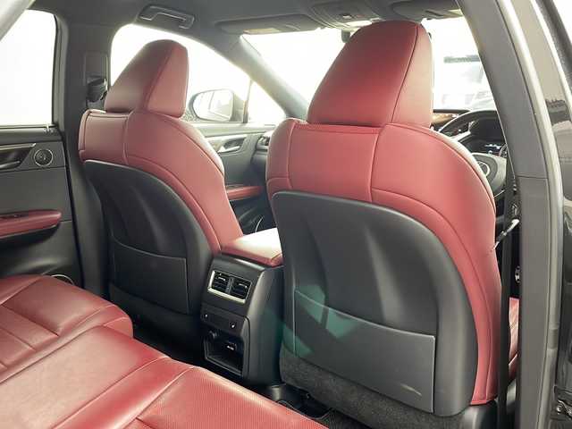 レクサス ＲＸ 200t Fスポーツ 兵庫県 2016(平28)年 6.1万km グラファイトブラックガラスフレーク ・12.3インチナビ/CD/DVD/USB/SD/TV/Bluetooth/・パノラミックビューモニター/・ビルトインETC2.0/・ドライブレコーダー/・Lexus　Safety　System/・プリクラッシュセーフティ/・レーンディパーチャーアラート/・レーンキーピングアシスト/・レーダークルーズコントロール/・オートマチックハイビーム/・ブラインドスポットモニター/・クリアランスソナー/・パワーバックドア/・レザーシート/・全席パワーシート/・全席シートヒーター/・前席ベンチレーション/・AC100V電源/・パドルシフト/・三眼LEDヘッドライト/・オートライト/・スマートキー/・プッシュスタート/・パドルシフト/・純正20インチアルミホイール