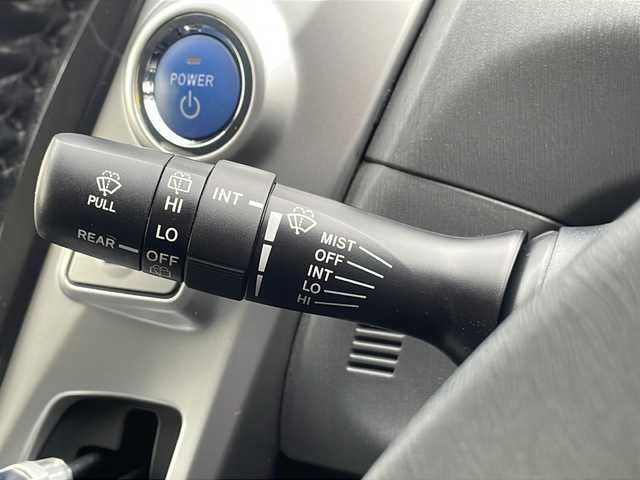 トヨタ プリウス α S ツーリングセレクション 熊本県 2012(平24)年 10.1万km ブラック (株)IDOMが運営する【じしゃロン熊本店】の自社ローン専用車両になります。/こちらは現金またはオートローンご利用時の価格です。自社ローンご希望の方は別途その旨お申付け下さい /純正ナビ（ＣＤ　ＤＶＤ　ＴＶ　ＢＴ）　/バックカメラ　/ＬＥＤヘッドライト　/ビルトインＥＴＣ　/ドライブレコーダー　/Ｗ＋サイドエアバッグ　/カーテンエアバッグ　/ステアリングスイッチ　/プッシュスタート