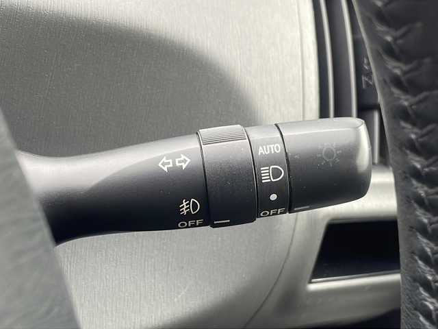 トヨタ プリウス α S ツーリングセレクション 熊本県 2012(平24)年 10.1万km ブラック (株)IDOMが運営する【じしゃロン熊本店】の自社ローン専用車両になります。/こちらは現金またはオートローンご利用時の価格です。自社ローンご希望の方は別途その旨お申付け下さい /純正ナビ（ＣＤ　ＤＶＤ　ＴＶ　ＢＴ）　/バックカメラ　/ＬＥＤヘッドライト　/ビルトインＥＴＣ　/ドライブレコーダー　/Ｗ＋サイドエアバッグ　/カーテンエアバッグ　/ステアリングスイッチ　/プッシュスタート