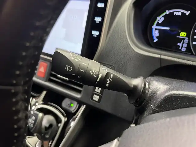 トヨタ ヴォクシー ハイブリッド ZS 煌 千葉県 2018(平30)年 15.7万km イナズマスパーキングブラックガラスフレーク ワンオーナー/純正SDナビ(NSZN-Z66T)/純正フリップダウンモニター(V12T-R66C)/フルセグテレビ/Bluetooth接続/CD/DVD/SD再生/バックカメラ/ビルトインETC2.0/クルーズコントロール/純正ドライブレコーダー/前席シートヒーター/プリクラッシュセーフティ/レーンディパーチャーアラート/先行車発進告知/電動格納ウィンカーミラー/フロントフォグ/オートマチックハイビーム/モデリスタエアロ/ドアバイザー/純正16インチアルミホイール/保証書/取扱説明書