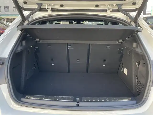 ＢＭＷ Ｍ１３５ｉ xDrive 岡山県 2021(令3)年 2.3万km アルピンホワイトⅢ 登録時走行距離22660km/純正HDDナビ/(AM/FM/BT)/置くだけ充電/衝突被害軽減システム/レーンキープアシスト/パーキングアシスト/アイドリングストップ/バックカメラ/ETC/ドライブレコーダー/BSM/電動リアゲート/D+N席パワーシート/D+N席シートヒーター/シートメモリ/パドルシフト/スマートキー/スペアキー/純正18インチアルミホイール