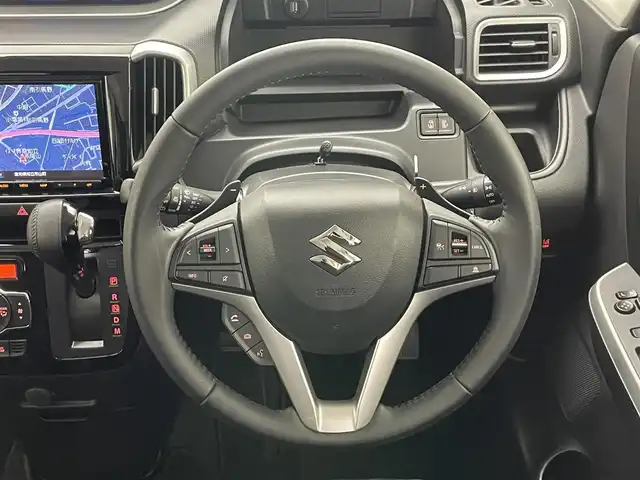 スズキ ソリオ バンディット HV MV 愛知県 2019(令1)年 2万km ピュアホワイトP 純正８型ナビ　全方位カメラ　禁煙　シートヒーター　デュアルカメラブレーキ　衝突軽減　追従クルコン　前後ドラレコ　両側パワスラドア　ＬＥＤオートライト　パーキングセンサー　ＤＶＤ　フルセグＴＶ　ＥＴＣ　ナノイーAC　パドルシフト　保証書　ワンオーナー