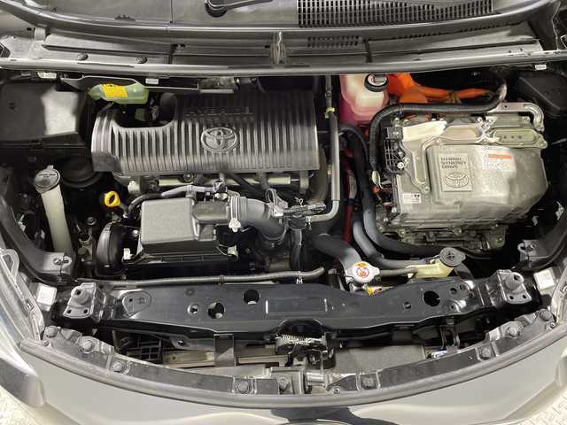 トヨタ シエンタ ハイブリッド G クエロ 神奈川県 2018(平30)年 2.7万km ブラックマイカ トヨタセーフティセンス/純正ナビ【NSZT-W66T】/・BT/フルセグTV/CD/DVD/SD/バックカメラ/両側電動スライドドア/ECON/EV/ビルトインETC/ドライブレコーダー/ハーフレザーシート/シートヒーター(D/N)/スマートキー/プッシュスタートボタン/革巻きステアリング/ステアリングスイッチ/Autoライト/シートリフター/LEDヘッドライト/フォグランプ/電動格納ミラー/ウィンカーミラー/純正フロアマット/純正15インチアルミホイール/純正ドアバイザー