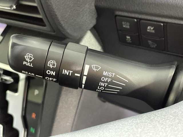 トヨタ シエンタ ハイブリッド G クエロ 神奈川県 2018(平30)年 2.7万km ブラックマイカ トヨタセーフティセンス/純正ナビ【NSZT-W66T】/・BT/フルセグTV/CD/DVD/SD/バックカメラ/両側電動スライドドア/ECON/EV/ビルトインETC/ドライブレコーダー/ハーフレザーシート/シートヒーター(D/N)/スマートキー/プッシュスタートボタン/革巻きステアリング/ステアリングスイッチ/Autoライト/シートリフター/LEDヘッドライト/フォグランプ/電動格納ミラー/ウィンカーミラー/純正フロアマット/純正15インチアルミホイール/純正ドアバイザー