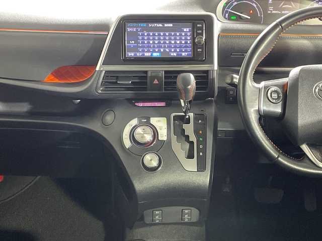 トヨタ シエンタ ハイブリッド G クエロ 神奈川県 2018(平30)年 2.7万km ブラックマイカ トヨタセーフティセンス/純正ナビ【NSZT-W66T】/・BT/フルセグTV/CD/DVD/SD/バックカメラ/両側電動スライドドア/ECON/EV/ビルトインETC/ドライブレコーダー/ハーフレザーシート/シートヒーター(D/N)/スマートキー/プッシュスタートボタン/革巻きステアリング/ステアリングスイッチ/Autoライト/シートリフター/LEDヘッドライト/フォグランプ/電動格納ミラー/ウィンカーミラー/純正フロアマット/純正15インチアルミホイール/純正ドアバイザー