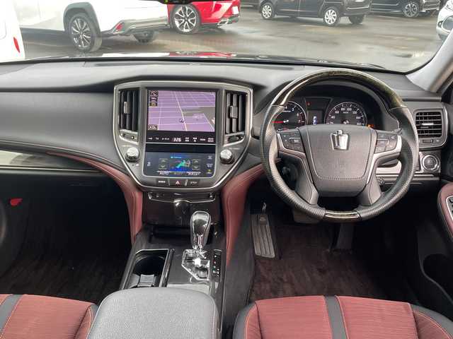 トヨタ クラウン アスリート S 宮崎県 2013(平25)年 8.7万km プレシャスブラックパール 純正ナビ/(Bluetooth/フルセグTV/DVD/CD)/社外20インチアルミ/モデリスタエアロ(フロント/リア)/社外マフラー(4本出し)/ローダウン/ETC/純正フロアマット/バックカメラ/プッシュスタート