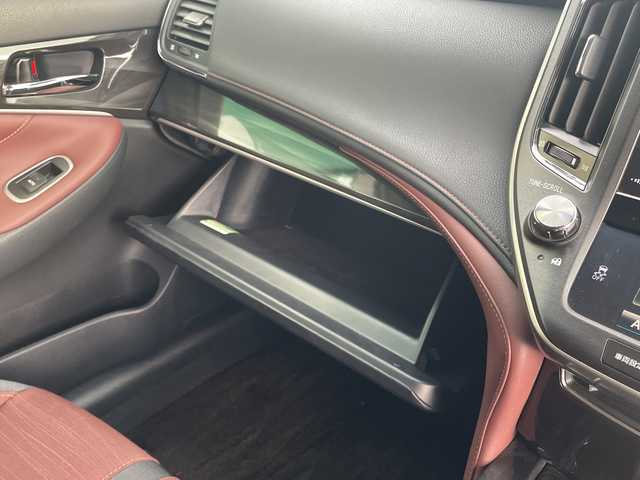 トヨタ クラウン アスリート S 宮崎県 2013(平25)年 8.7万km プレシャスブラックパール 純正ナビ/(Bluetooth/フルセグTV/DVD/CD)/社外20インチアルミ/モデリスタエアロ(フロント/リア)/社外マフラー(4本出し)/ローダウン/ETC/純正フロアマット/バックカメラ/プッシュスタート