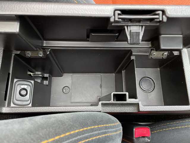 ダイハツ コペン ULTIMATE EDITION 岐阜県 2007(平19)年 14.4万km グレーメタリック 7インチナビゲーション【AVIC-HRZ099】/・CD DVD/・ワンセグテレビ/・iPod/・VTR/バックカメラ/MOMOステアリング/RECAROシート/シートヒーター(D/N席)/純正BBSアルミホイール/BILSTEIN/HIDヘッドライト/オートライト/ETC/スペアキー/電動格納ミラー/KAROフロアマット