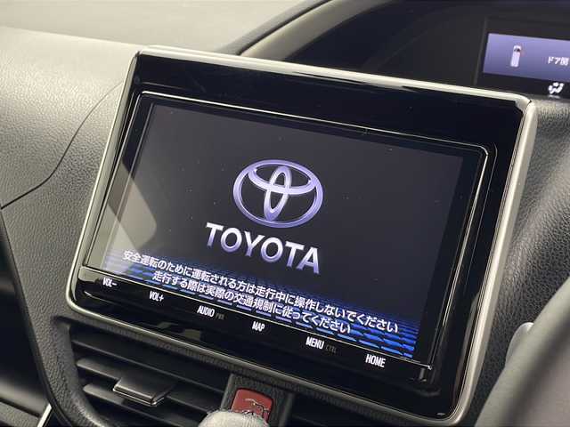 トヨタ ヴォクシー ZS 煌Ⅱ 新潟県 2019(令1)年 3.6万km ブラック ディーラー純正9インチナビ/(NSZT-Y68T)/(CD.DVD.SD.フルセグ.Bkuetooth)/バックカメラ/トヨタセーフティセンス/・プリクラッシュセーフティ/・レーンキープアシスト/・オートマチックハイビーム/クルーズコントロール/両側パワースライドドア/コーナーセンサー/革巻きステアリング/ステアリングリモコン/LEDオートライト/フォグランプ/前後ドライブレコーダー/エコモード/プッシュスタート/スマートキー×2/純正フロアマット