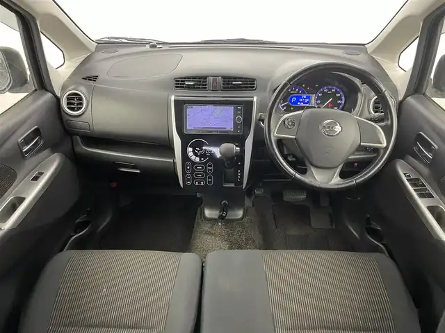 日産 デイズ ハイウェイスターG 埼玉県 2014(平26)年 6.8万km ブラック アラウンドビューモニター　社外ナビ　地デジフルセグＴＶ　Ｂｌｕｅｔｏｏｔｈ　プッシュスタート　スマートキー　オートライト　純正１５インチアルミホイール　ＬＥＤヘッドライト　ステアリングスイッチ