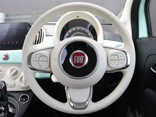 フィアット ５００ 1．2 ポップ 長野県 2020(令2)年 1.4万km Ｌグリーン 純正Uconnectオーディオ /バックカメラ /リモコンキー /横滑り防止