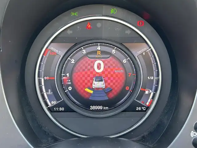 アバルト ５９５Ｃ ツーリズモ 東京都 2018(平30)年 3.9万km Gligio Campovolo 社外ポータブルナビ〔CN-G540D〕/　・ワンセグTV/本革シート/17インチAW/パドルシフト/革巻きハンドル/ステアリングスイッチ/自動防眩ミラー/ブーストメーター/ETC/フォグランプ/保証書/取扱説明書