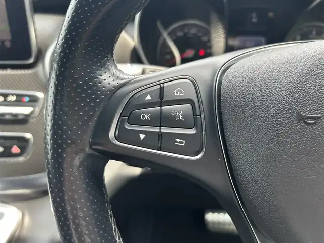 メルセデス・ベンツ Ｖ２２０ d スポーツ ロング 埼玉県 2016(平28)年 4.9万km オブシディアンブラック 黒革シート　/純正ナビ　/三列シート　/全周囲カメラ　/Ｂｕｒｍｅｓｔａｒ　/純正アルミホイール　/ＥＴＣ　/電動リアゲート　/ヒートヒーター　/パワーシート　/ＬＥＤヘッドライト　/フルセグテレビ　/ＢＴ接続