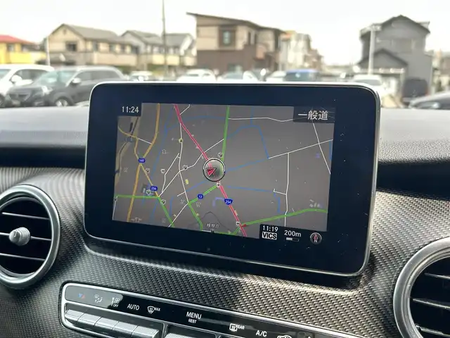 メルセデス・ベンツ Ｖ２２０ d スポーツ ロング 埼玉県 2016(平28)年 4.9万km オブシディアンブラック 黒革シート　/純正ナビ　/三列シート　/全周囲カメラ　/Ｂｕｒｍｅｓｔａｒ　/純正アルミホイール　/ＥＴＣ　/電動リアゲート　/ヒートヒーター　/パワーシート　/ＬＥＤヘッドライト　/フルセグテレビ　/ＢＴ接続