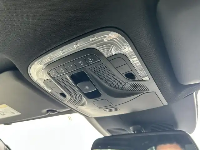 メルセデス・ベンツ Ｖ２２０ d スポーツ ロング 埼玉県 2016(平28)年 4.9万km オブシディアンブラック 黒革シート　/純正ナビ　/三列シート　/全周囲カメラ　/Ｂｕｒｍｅｓｔａｒ　/純正アルミホイール　/ＥＴＣ　/電動リアゲート　/ヒートヒーター　/パワーシート　/ＬＥＤヘッドライト　/フルセグテレビ　/ＢＴ接続