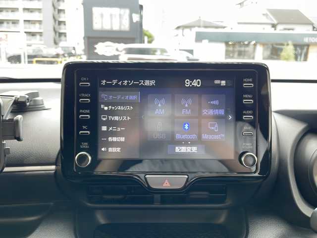 トヨタ ヤリス G 高知県 2021(令3)年 4万km シルバーM ディスプレイオーディオ＋ナビ/・フルセグTV/・Bluetooth/・アップルカープレイ/純正ドラレコ/バックモニター/ETC/プリクラッシュセーフティ/オートマチックハイビーム/プッシュスタート/車線逸脱防止/横滑り防止/スマートキー