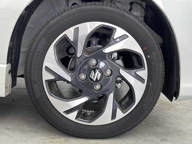 スズキ スペーシア カスタム HYBRID XS 群馬県 2024(令6)年 0.5万km ピュアホワイトP 純正９型ナビ　全周囲カメラ　両側電動スライドドア　ＨＵＤ　シートヒーター　ハンドルヒーター　アダプティブクルーズコントロール　衝突被害軽減ブレーキ　リアサーキュレーター　ＬＥＤ　スマートキー　禁煙車