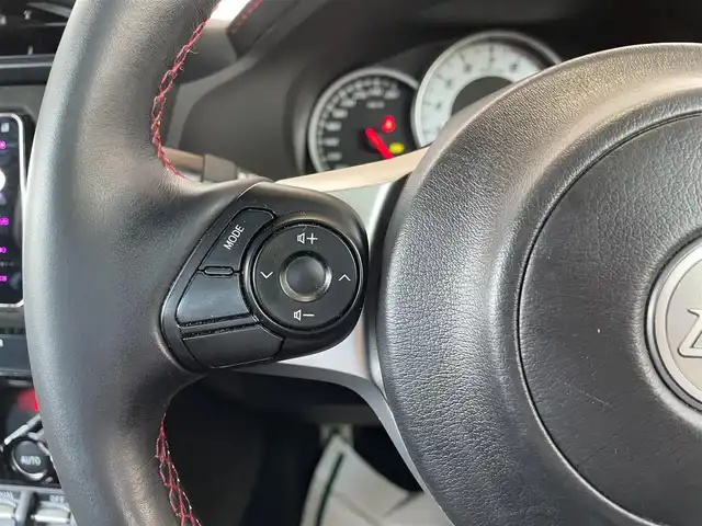 トヨタ ８６ GT LTD ハイパーパフォーマ 千葉県 2017(平29)年 8.5万km クリスタルホワイトパール 6MT/TOM’Sフロント/サイドスポイラー/HKS二本出しマフラー/MAX ORIDO 感度MAXスロットルコントローラー/ZERO SPORTSクールインシュレーター/TRDボンネットダンパー/BLITZタワーバー/ブレンボブレーキキャリパー/社外SDナビ【MDV-Z904W】/・CD/DVD/MSV/Bluetooth/フルセグ/バックカメラ/専用ハーフレザーシート/前席シートヒーター/クルーズコントロール/スマートキー/純正17インチアルミホイール/社外ドライブレコーダー【DRV-N520】/純正LEDヘッドライト/フォグランプ/本革巻きステアリング/サイド＆カーテンエアバッグ/新車時保証書＆取扱説明書