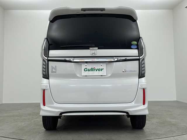 ホンダ Ｎ ＢＯＸ カスタム G L ターボ ホンダセンシング 大阪府 2020(令2)年 2.2万km プラチナホワイトパール Gtahersインターナビ/・フルセグTV/・Bluetooth/・FM/AM/・USB接続/・SDサーバー/ホンダセンシング/・衝突軽減ブレーキ/・誤発進抑制機能/・歩行者事故低減ステアリング/・路外逸脱抑制機能/・アダプティブクルーズコントロール/・車線維持支援システム/・標識認識機能/・オートハイビーム/両側パワースライドドア/ハーフレザーシート/バックカメラ/純正アルミホイール/ETC/保証書/取扱説明書/点検記録簿