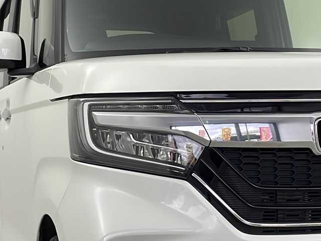 ホンダ Ｎ ＢＯＸ カスタム G L ターボ ホンダセンシング 大阪府 2020(令2)年 2.2万km プラチナホワイトパール Gtahersインターナビ/・フルセグTV/・Bluetooth/・FM/AM/・USB接続/・SDサーバー/ホンダセンシング/・衝突軽減ブレーキ/・誤発進抑制機能/・歩行者事故低減ステアリング/・路外逸脱抑制機能/・アダプティブクルーズコントロール/・車線維持支援システム/・標識認識機能/・オートハイビーム/両側パワースライドドア/ハーフレザーシート/バックカメラ/純正アルミホイール/ETC/保証書/取扱説明書/点検記録簿