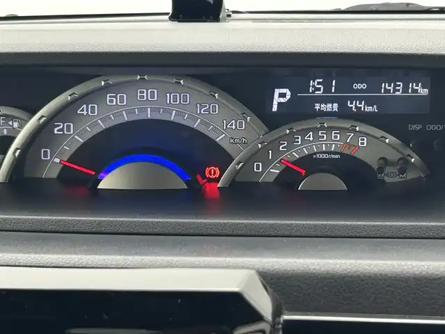 トヨタ ピクシスメガ G SA 熊本県 2015(平27)年 1.5万km ブラックマイカメタリック ワンオーナー　/禁煙車　/純正ナビ（ＣＤ・ＤＶＤ・フルセグ・ＢＴ）/社外前方ドライブレコーダー　/ＥＴＣ　/両側パワースライドドア　/衝突軽減ブレーキ　/横滑り防止　/電動格納ミラー/アイドリングストップ/純正フロアマット/純正１５インチAW/オートライト/LEDヘッドライト/フォグライト/スマートキー/プッシュスタート/保証書　/取扱説明書