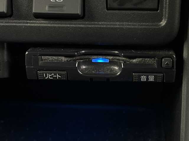 トヨタ カローラ クロス ハイブリッド Z 新潟県 2023(令5)年 1.5万km アティチュードブラックマイカ ワンオーナー/スマートキー/スペアキー1本/トヨタセーフティセンス/ディスプレイオーディオ/BT/USB/フルセグ/全方位カメラ/パワーシート　D席/パワーバックドア/シートヒーター　D席/N席/コーナーセンサー/LEDライト/バイザー/スタッドレスタイヤ4本セット