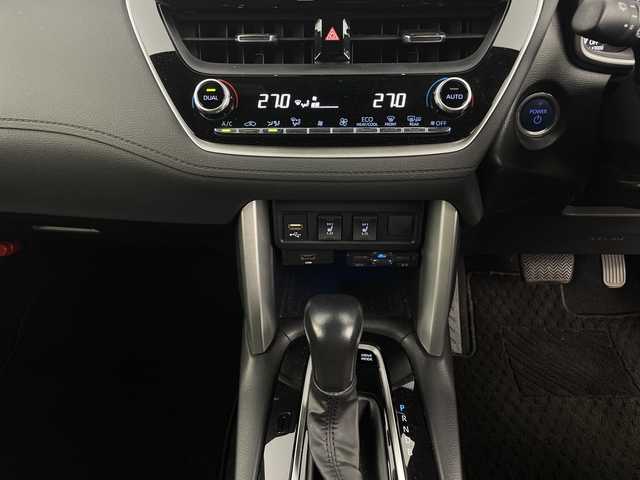 トヨタ カローラ クロス ハイブリッド Z 新潟県 2023(令5)年 1.5万km アティチュードブラックマイカ ワンオーナー/スマートキー/スペアキー1本/トヨタセーフティセンス/ディスプレイオーディオ/BT/USB/フルセグ/全方位カメラ/パワーシート　D席/パワーバックドア/シートヒーター　D席/N席/コーナーセンサー/LEDライト/バイザー/スタッドレスタイヤ4本セット