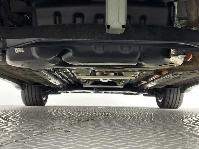 トヨタ カローラ クロス ハイブリッド Z 新潟県 2023(令5)年 1.5万km アティチュードブラックマイカ ワンオーナー/スマートキー/スペアキー1本/トヨタセーフティセンス/ディスプレイオーディオ/BT/USB/フルセグ/全方位カメラ/パワーシート　D席/パワーバックドア/シートヒーター　D席/N席/コーナーセンサー/LEDライト/バイザー/スタッドレスタイヤ4本セット