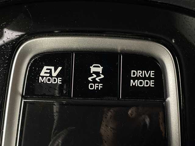 トヨタ カローラ クロス ハイブリッド Z 新潟県 2023(令5)年 1.5万km アティチュードブラックマイカ ワンオーナー/スマートキー/スペアキー1本/トヨタセーフティセンス/ディスプレイオーディオ/BT/USB/フルセグ/全方位カメラ/パワーシート　D席/パワーバックドア/シートヒーター　D席/N席/コーナーセンサー/LEDライト/バイザー/スタッドレスタイヤ4本セット