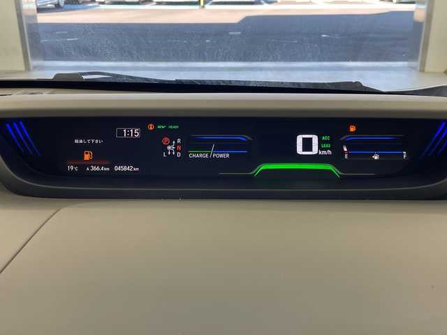 ホンダ フリード＋ ハイブリット G ホンダセンシング 岐阜県 2020(令2)年 4.6万km プラチナホワイトパール 社外SDナビ/CD/DVD/Bluetooth/USB/SD/フルセグTV/バックモニター/両側パワースライドドア/衝突軽減ブレーキ/路外逸脱抑制機能/アダプティブクルーズコントロール/パーキングセンサー/シートヒーター/ビルトインETC/ステアリングリモコン/オートLEDヘッドライト/ロールサンシェード/寒冷地仕様/スマートキー/プッシュスタート/ドアバイザー/社外フロアマット