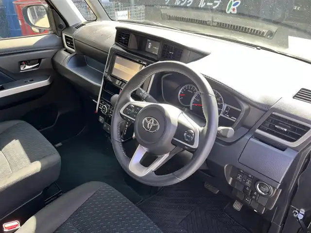 トヨタ ルーミー カスタムG 滋賀県 2023(令5)年 3.5万km ブラックマイカメタリック 純正7インチナビ/【Bluetooth/CD/DVD/フルセグTV】/両側パワースライドドア/レーダークルーズコントロール/クリアランスソナー/衝突軽減ブレーキ/LEDヘッドライト/オートマチックハイビーム/ETC/前後ドライブレコーダー/D/Nシートヒーター/電動パーキングブレーキ/オートブレーキホールド/プッシュスタート/スマートキー/ステアリングリモコン