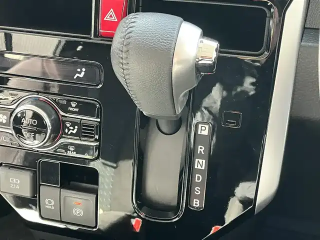 トヨタ ルーミー カスタムG 滋賀県 2023(令5)年 3.5万km ブラックマイカメタリック 純正7インチナビ/【Bluetooth/CD/DVD/フルセグTV】/両側パワースライドドア/レーダークルーズコントロール/クリアランスソナー/衝突軽減ブレーキ/LEDヘッドライト/オートマチックハイビーム/ETC/前後ドライブレコーダー/D/Nシートヒーター/電動パーキングブレーキ/オートブレーキホールド/プッシュスタート/スマートキー/ステアリングリモコン